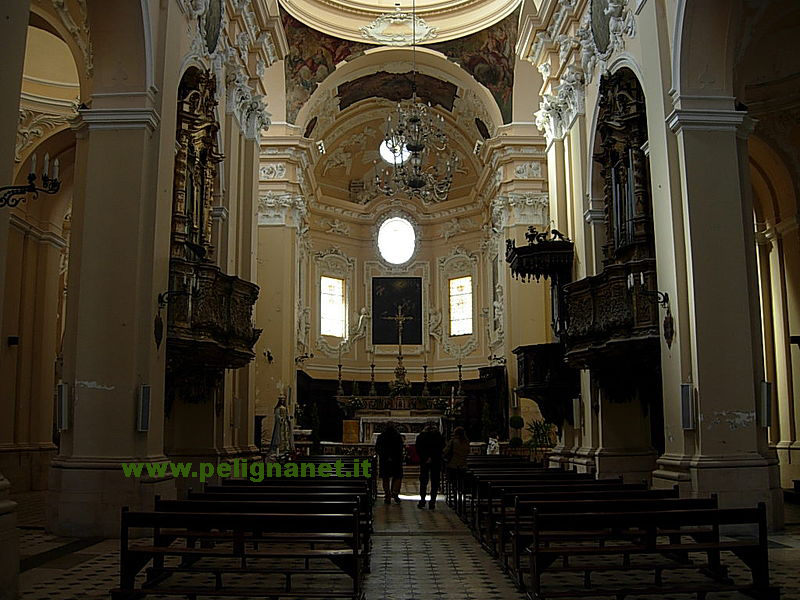 Interno Basilica SS. Annunziata - Sulmona